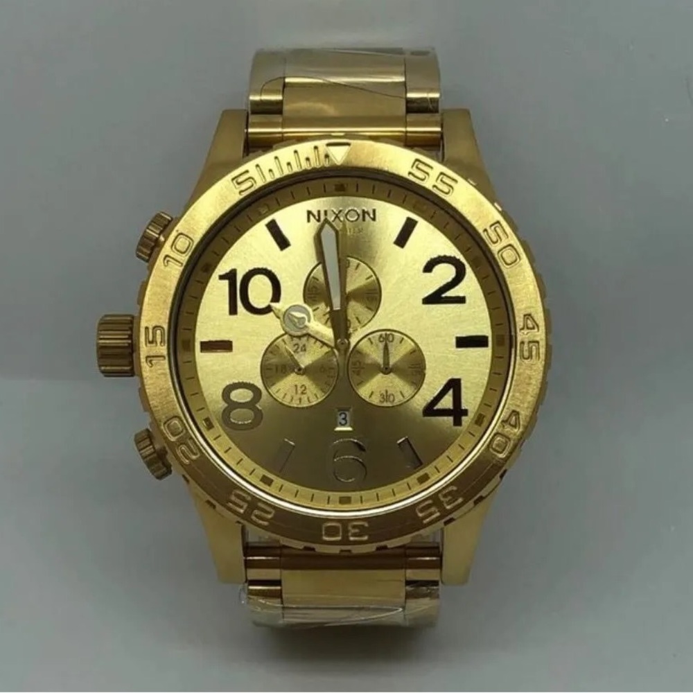 Nixon 51-30 Chrono Watch - Picture 1 of 5